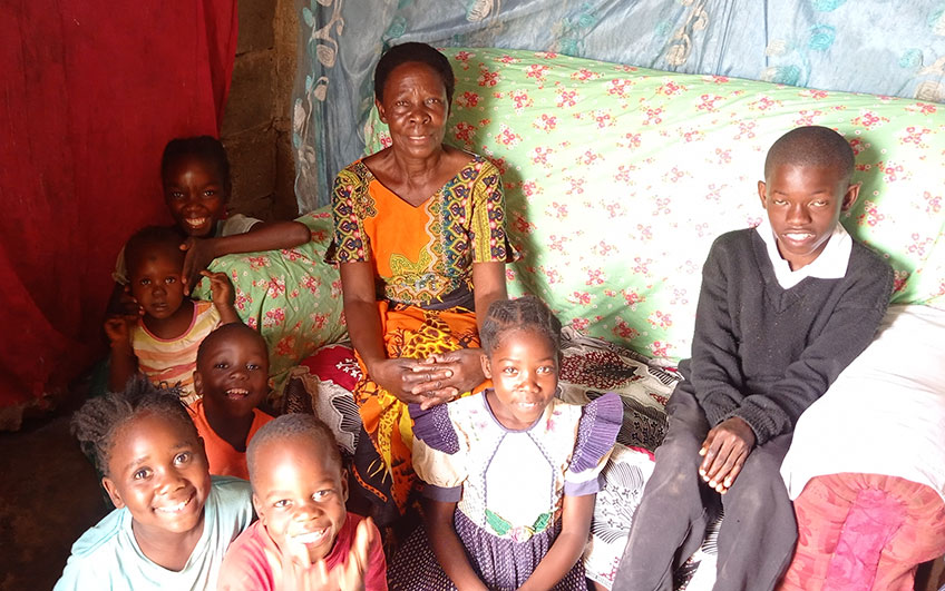 Estela and her grandchildren